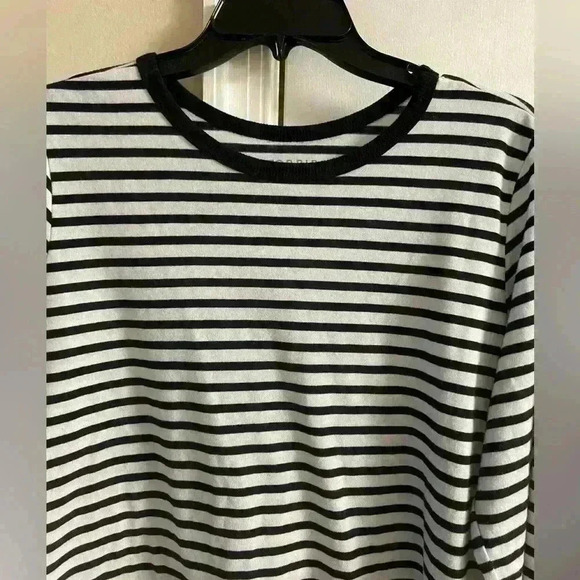 Torrid crewneck top tunic t shirt striped lightweight Large - Picture 2 of 6
